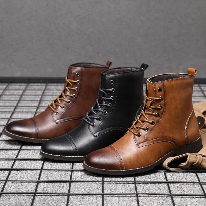 Bottes de ville brunies pour homme