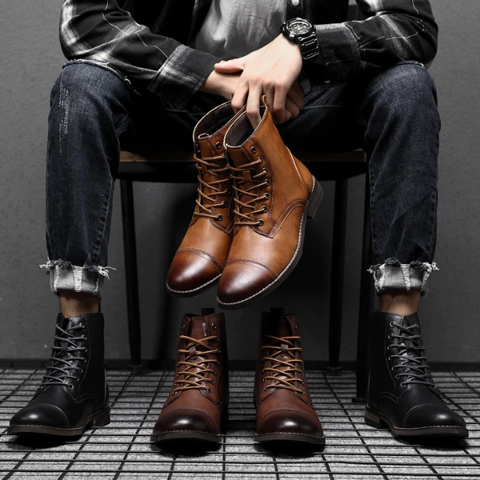 Bottes de ville brunies pour homme