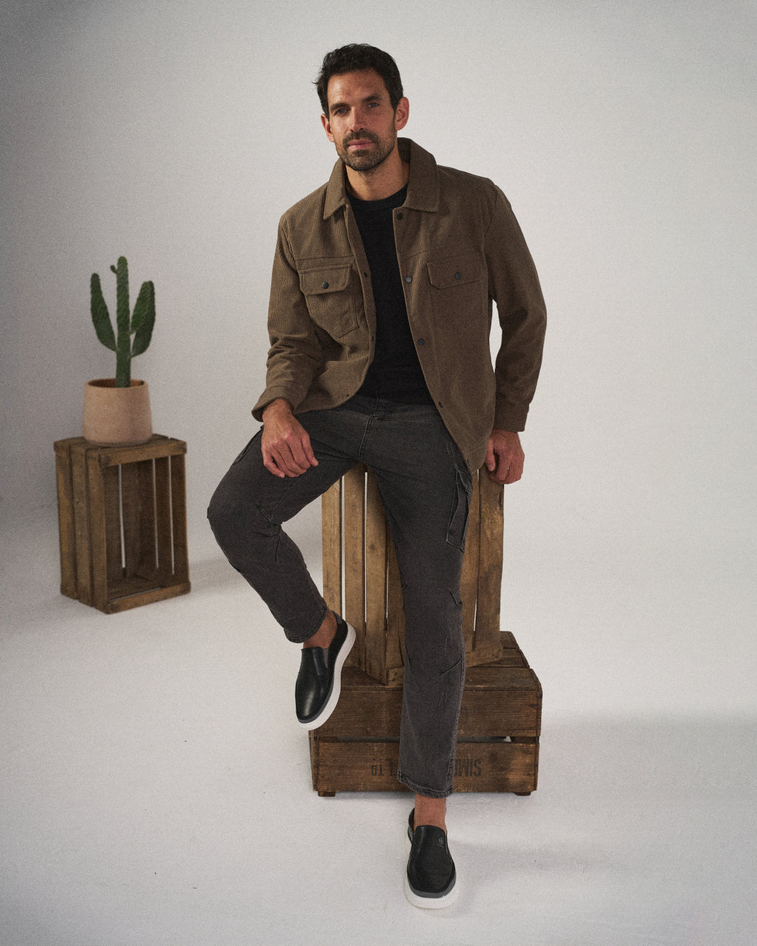 Chaussures à enfiler modernes pour hommes